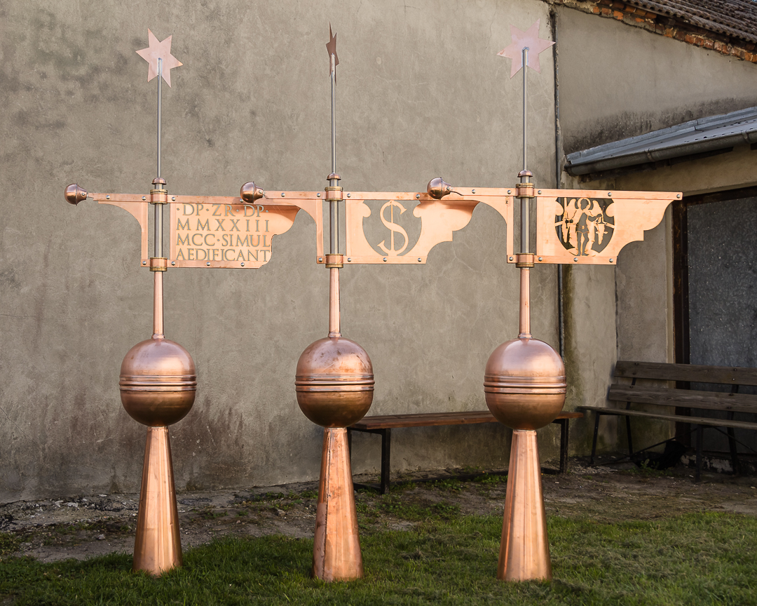 Sterczyna dachowa - Renowacje: wieżyczki, sterczyny, chorągiewki,