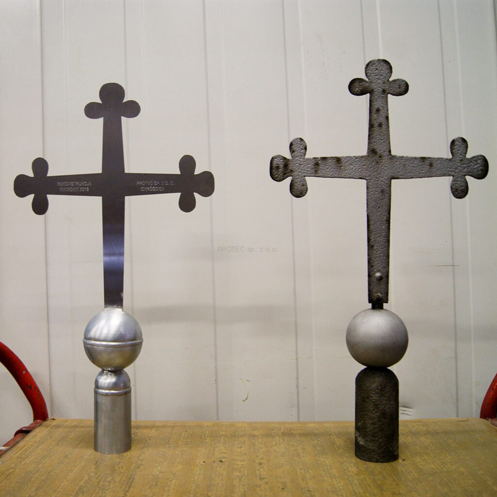 Metallkreuz 4